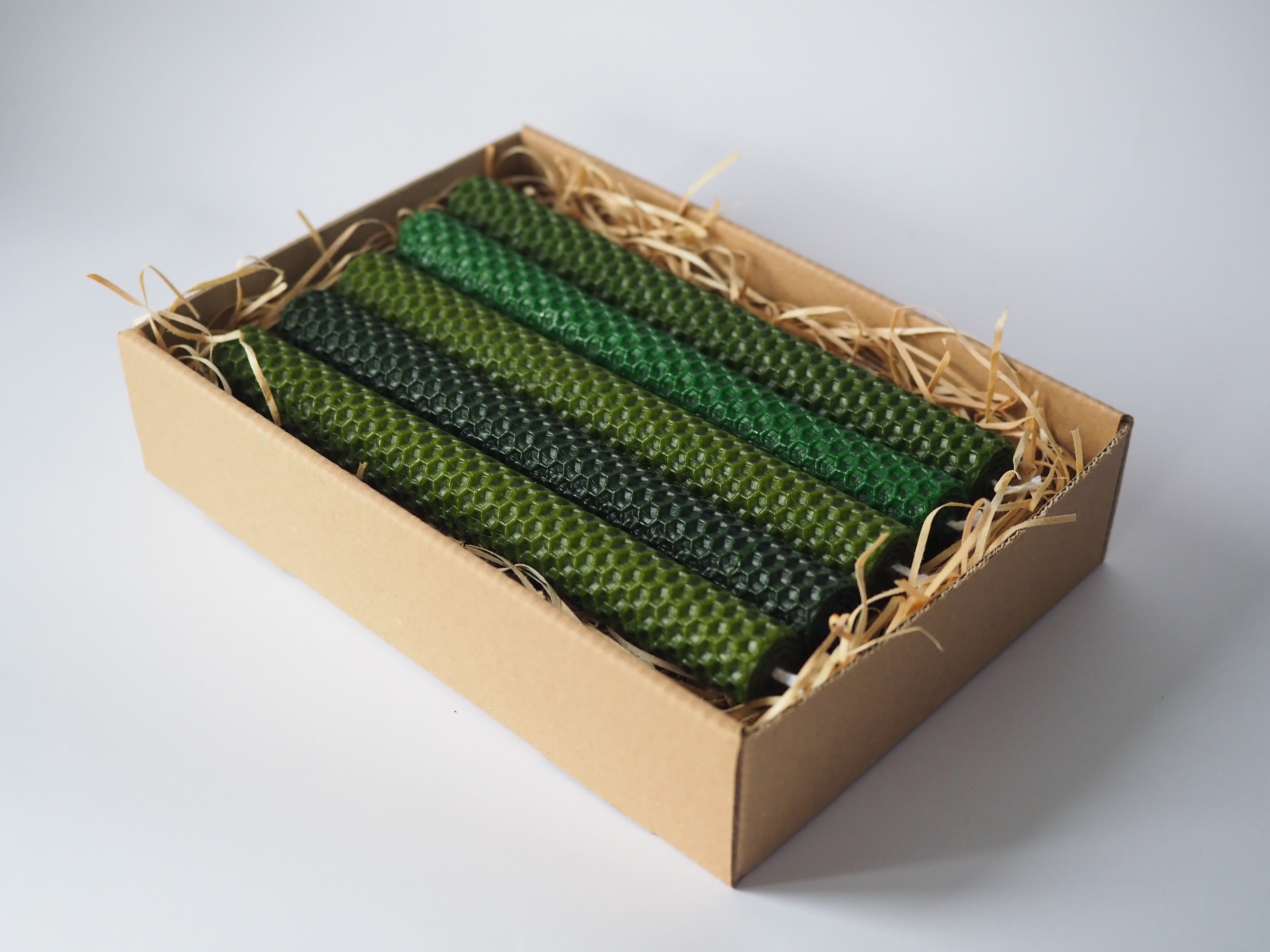 Set 5 lumânări din ceară de albine pentru sfeșnice